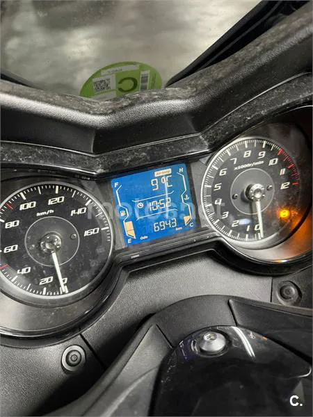 Yamaha XMAX 125 – Vista 10