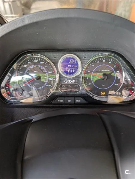 SYM Maxsym 600 – Vista 3