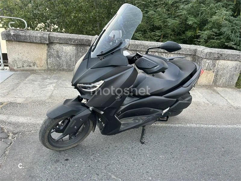 Yamaha XMAX 300 – Vista 3