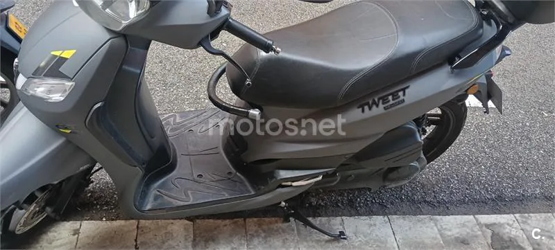 Peugeot TWEET 125 – Vista 3