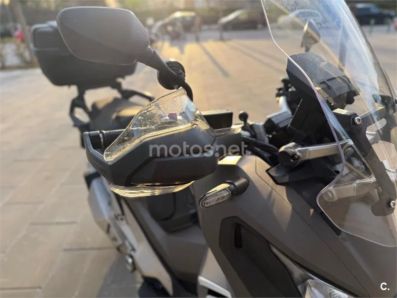 Honda X-ADV – Vista 7