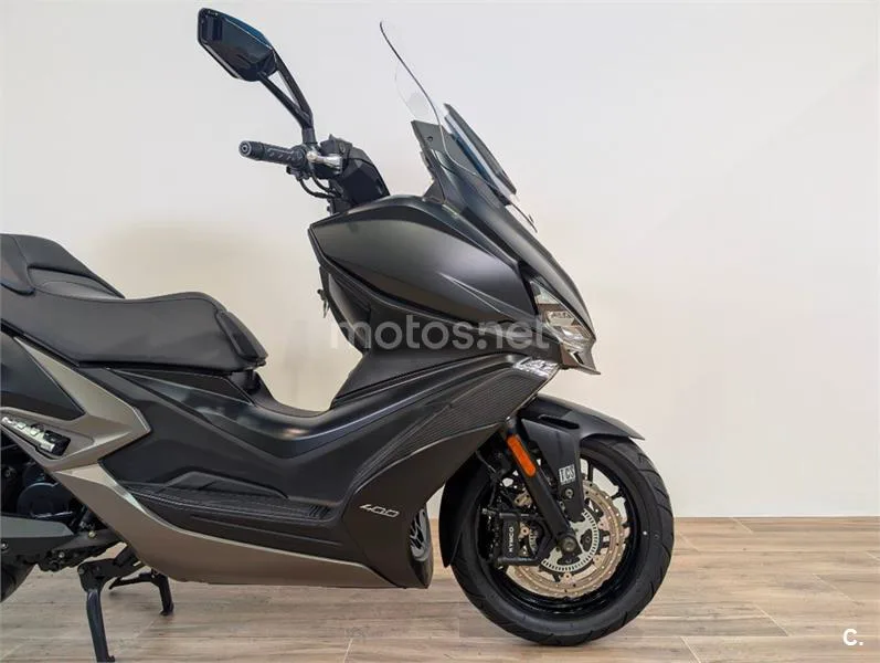 Kymco Xciting S 400 – Vista 4