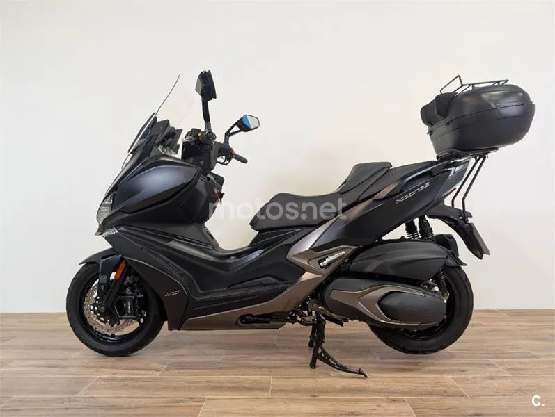 Kymco Xciting S 400 – Vista 5