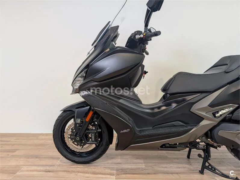 Kymco Xciting S 400 – Vista 8