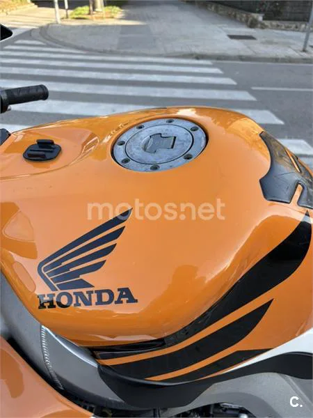 Honda CBR 1000 RR Fireblade – Vista 7