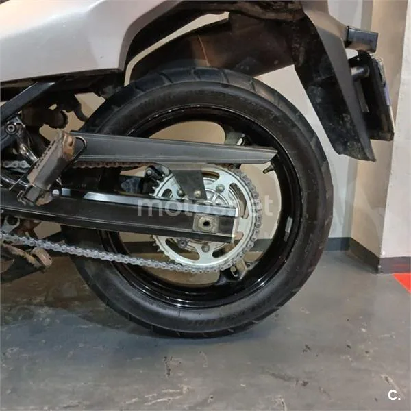 Suzuki V-Strom 650 – Vista 15