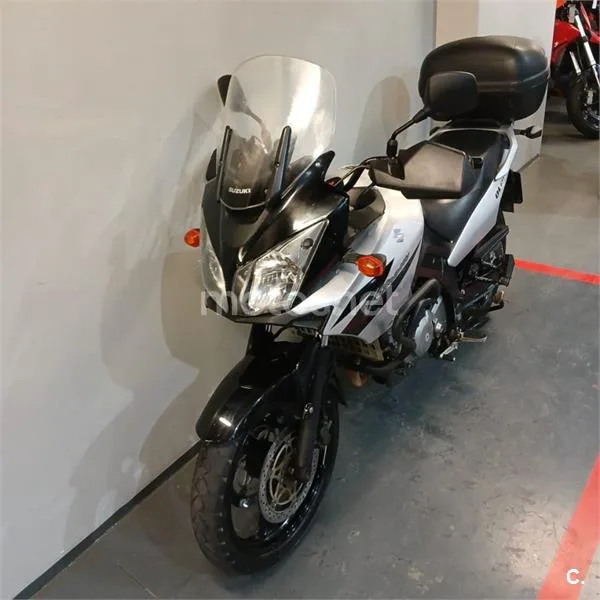 Suzuki V-Strom 650 – Vista 17