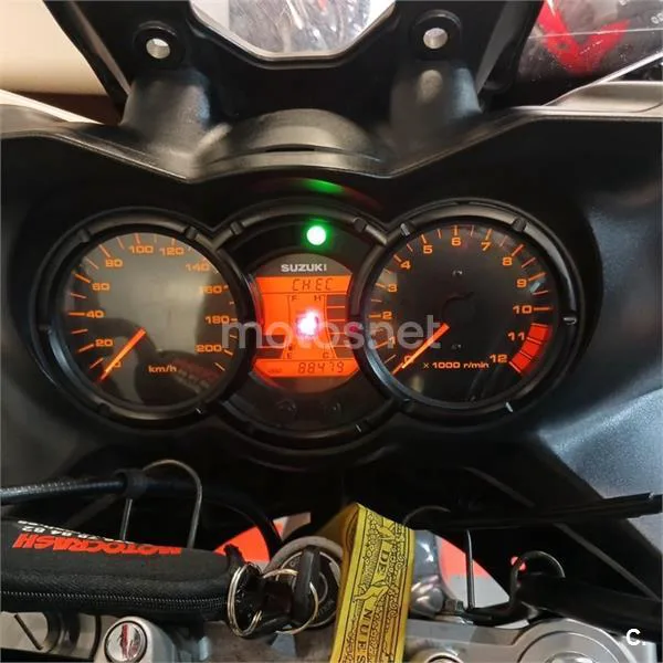 Suzuki V-Strom 650 – Vista 7
