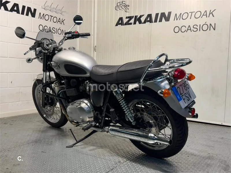 Triumph Bonneville 900 – Vista 4