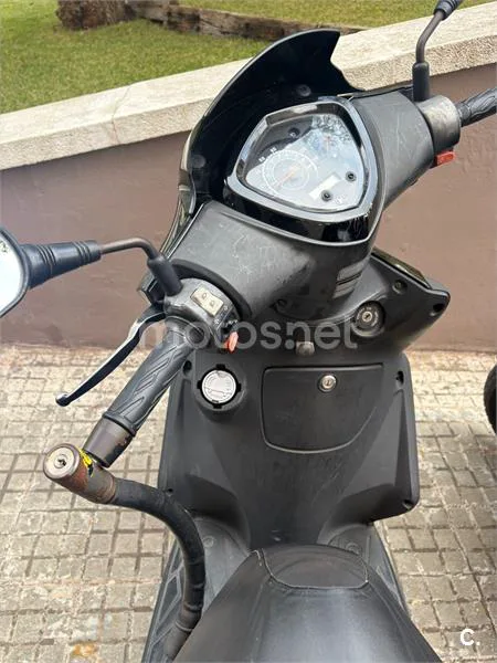 Kymco Agility City 125 – Vista 4