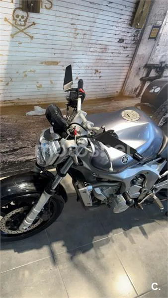 Yamaha FZ6 N – Vista 2