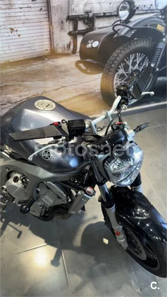 Yamaha FZ6 N – Vista 3