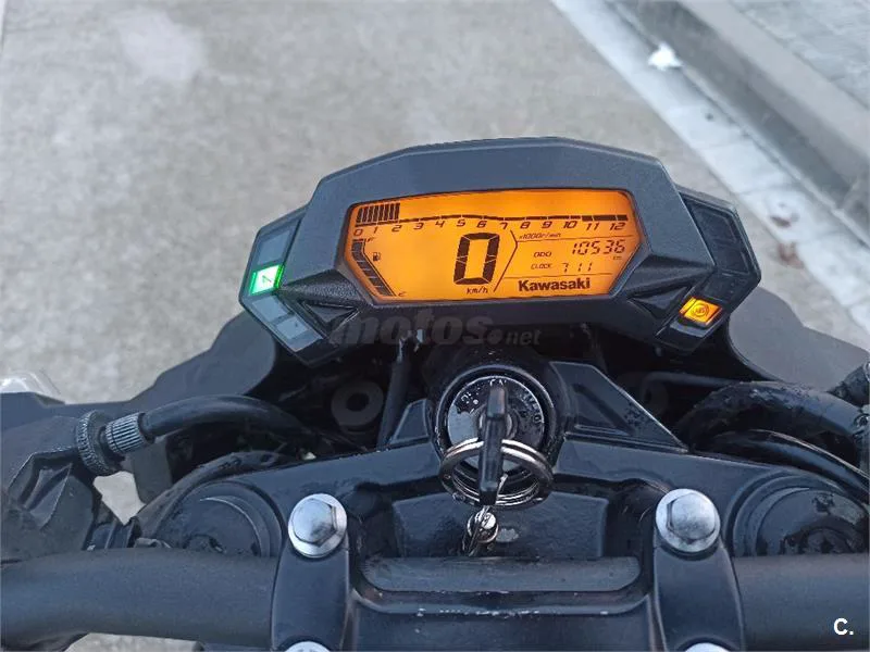 Kawasaki Z 125 – Vista 7