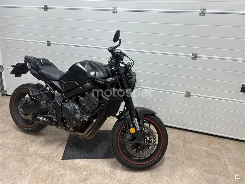 Honda CB650R - Vista 3