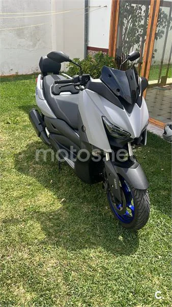 Yamaha XMAX 300 – Vista 3