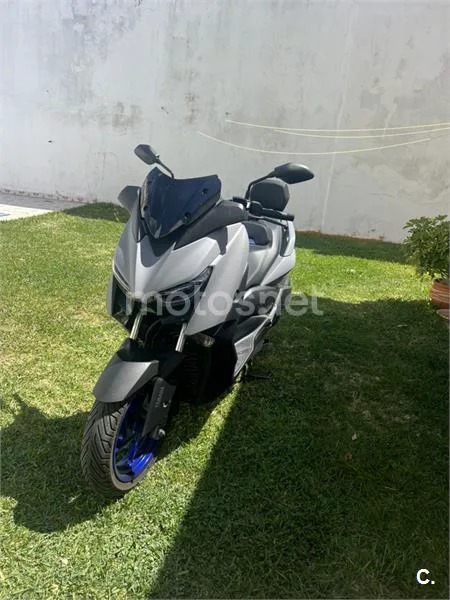 Yamaha XMAX 300 – Vista 4