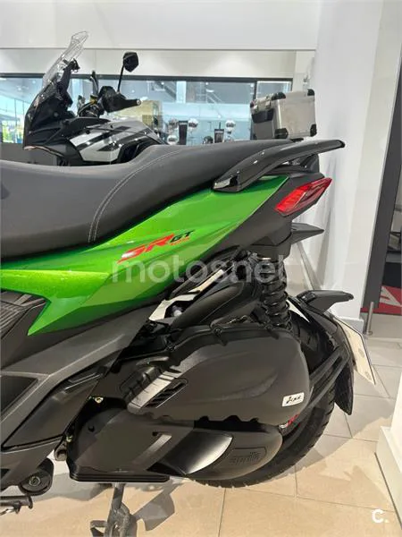 Aprilia SR GT 125 – Vista 3