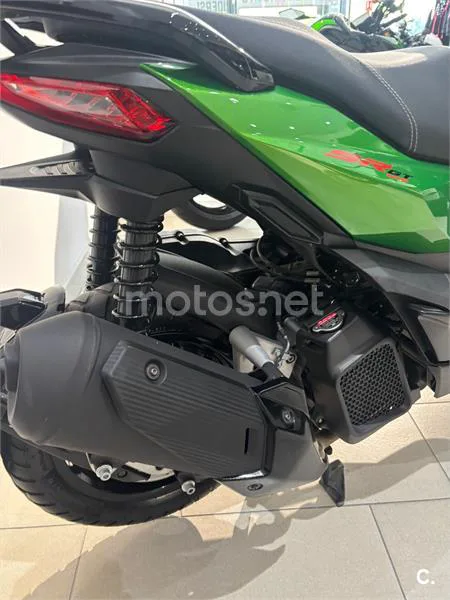 Aprilia SR GT 125 – Vista 5