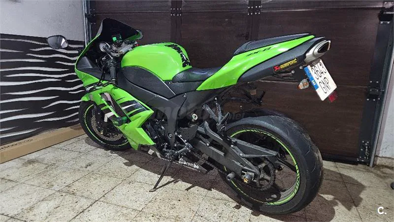 Kawasaki ZX-6R – Vista 3