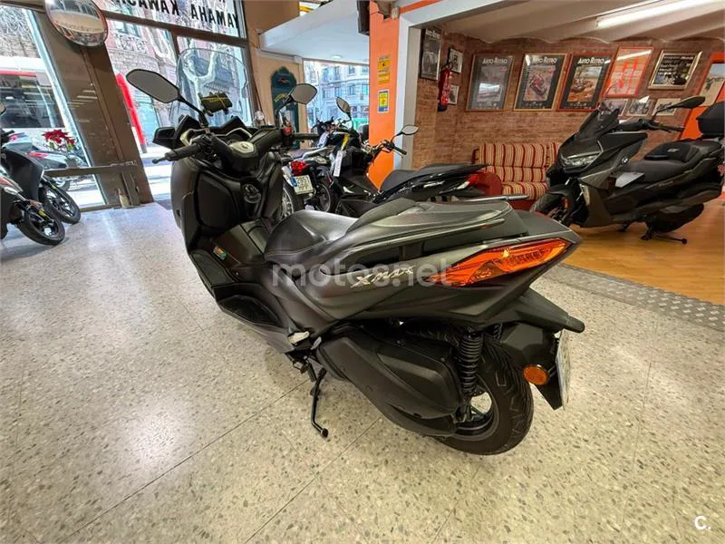 Yamaha XMAX 300 – Vista 6
