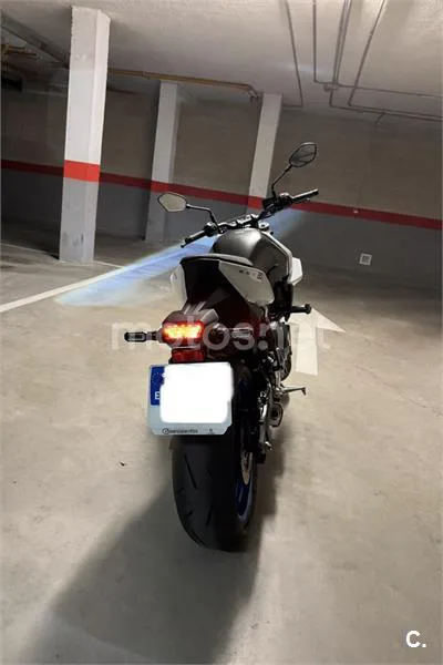 Suzuki GSX-8S – Vista 2