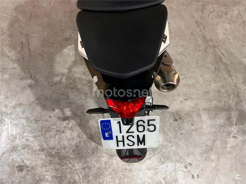 KTM 690 Duke – Vista 12
