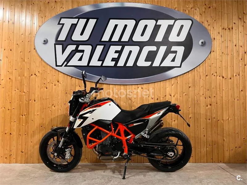 KTM 690 Duke – Vista 4