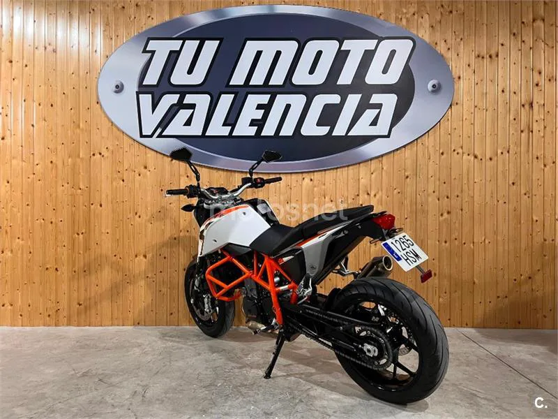 KTM 690 Duke – Vista 6