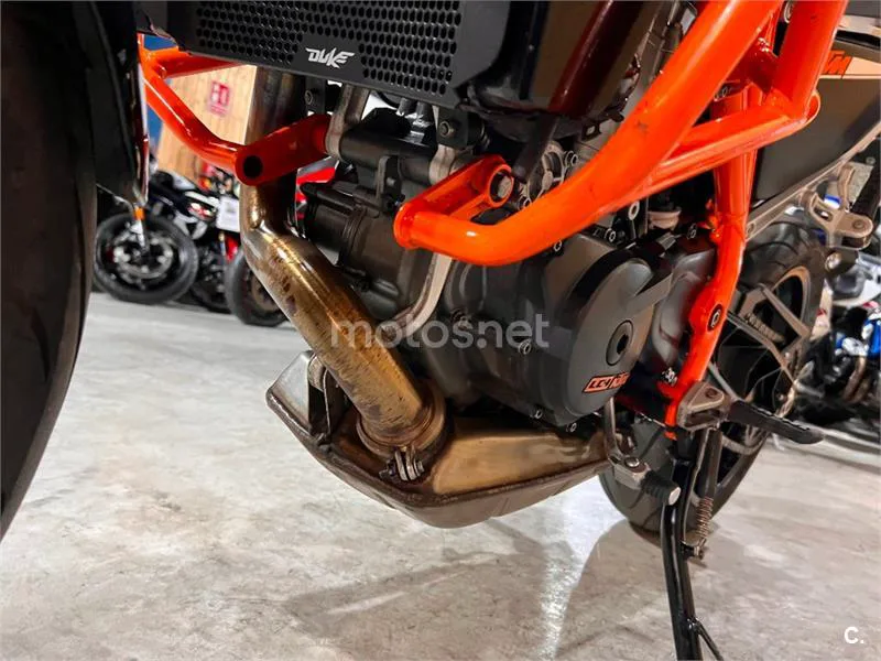 KTM 690 Duke – Vista 60