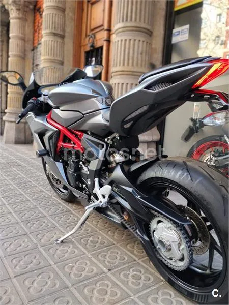 MV Agusta F3 675 – Vista 6