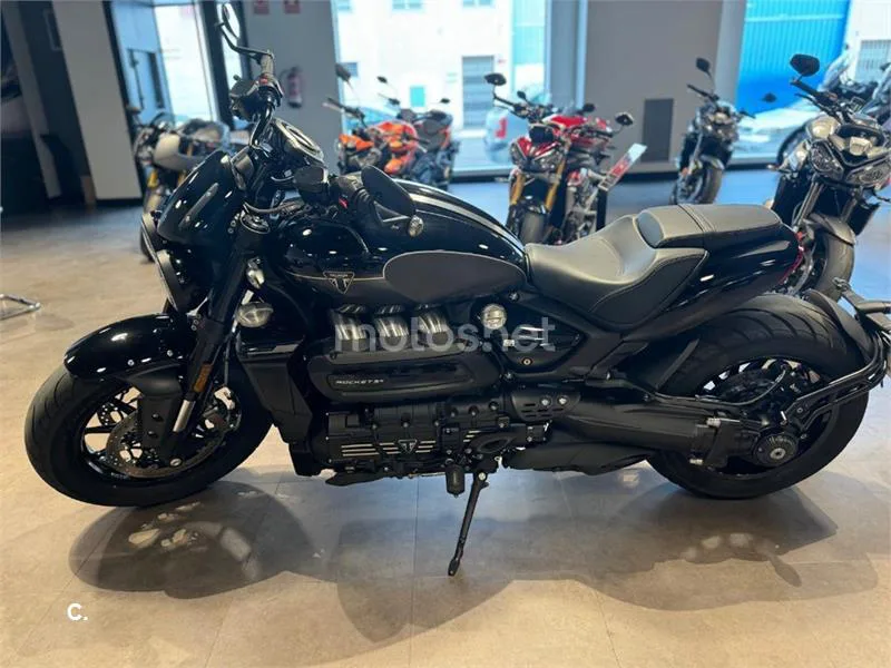 Triumph Rocket 3 – Vista 3