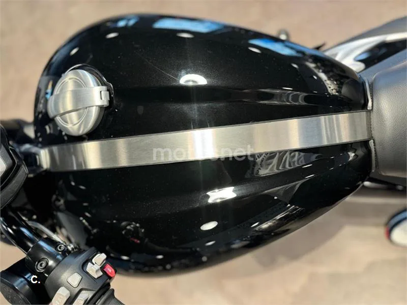 Triumph Rocket 3 – Vista 5