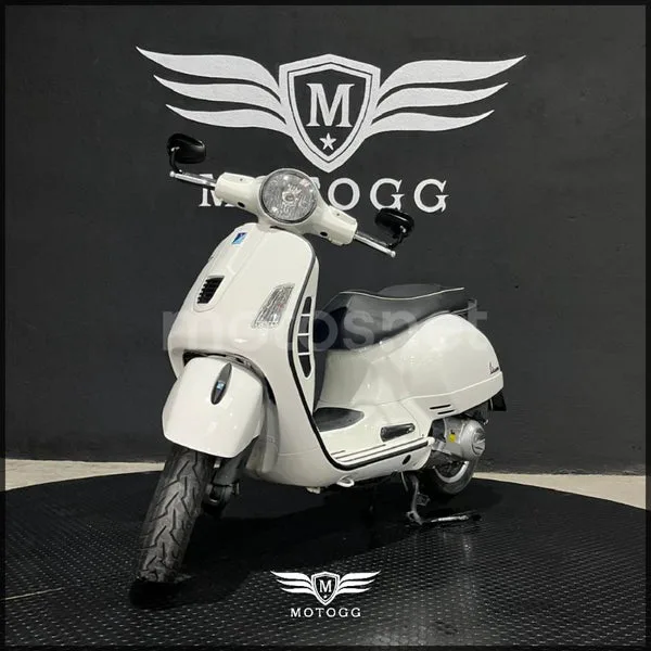 Vespa GTS 300 – Vista 6