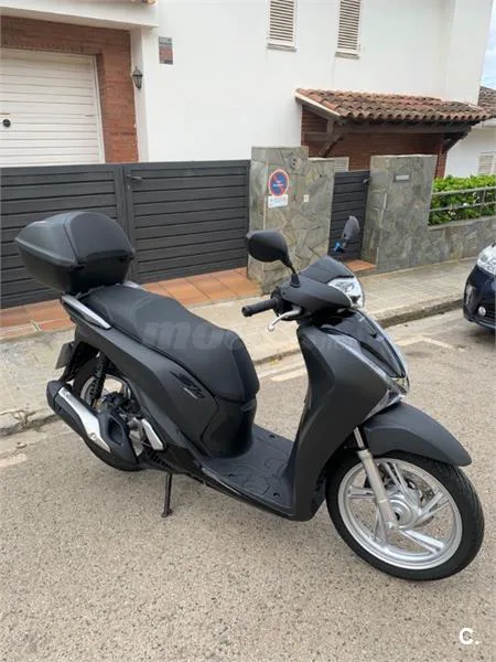 Honda SH125i – Vista 4