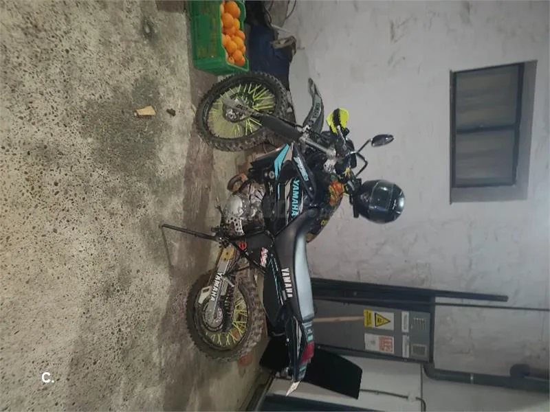 Yamaha DT 125 3200 € 2005 Badajoz - 1