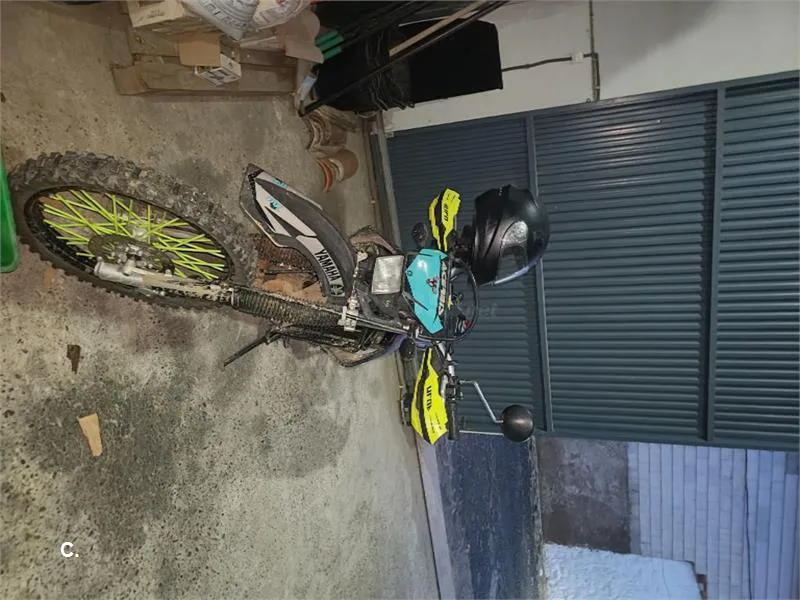 Yamaha DT 125 3200 € 2005 Badajoz - 2