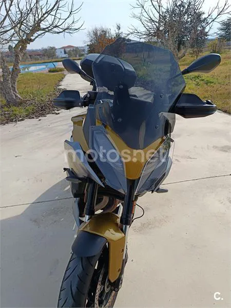 BMW F 900 XR – Vista 3