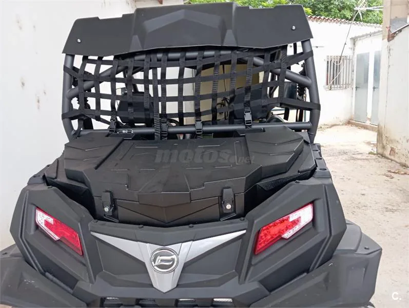 CFMOTO 250 NK – Vista 3