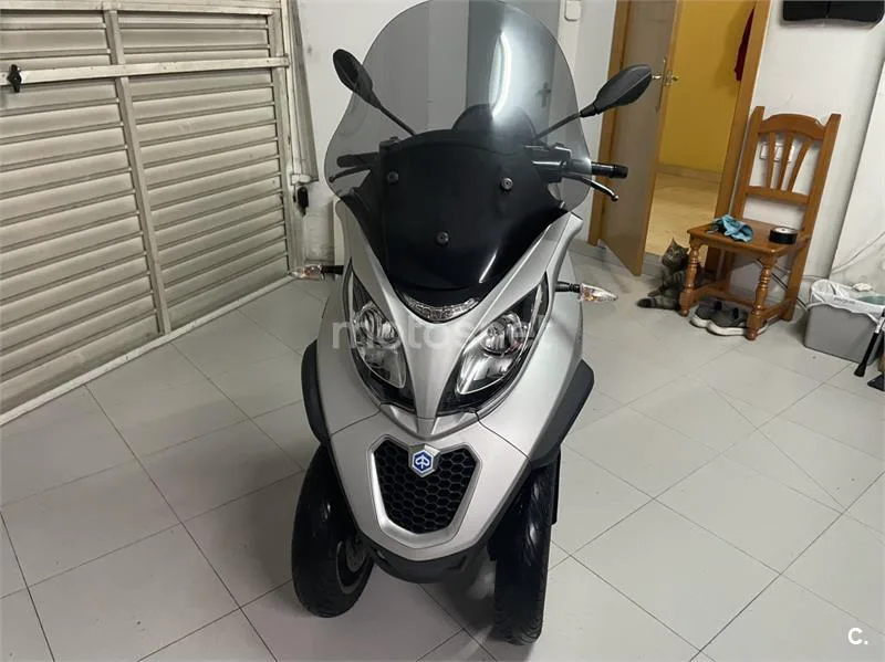 Piaggio MP3 400 – Vista 2