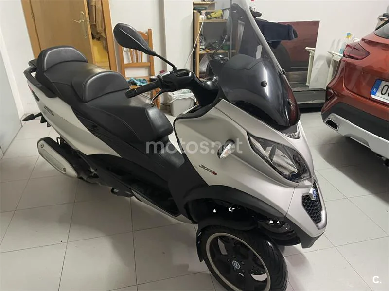 Piaggio MP3 400 – Vista 4