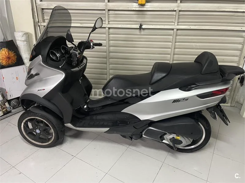 Piaggio MP3 400 – Vista 6