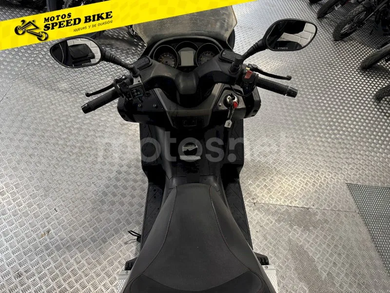 Kymco Super Dink 300 – Vista 8