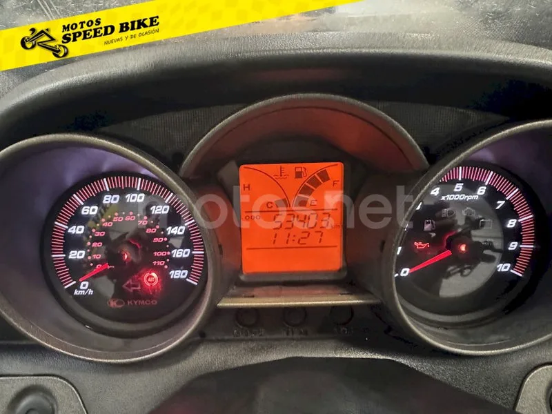 Kymco Super Dink 300 – Vista 10