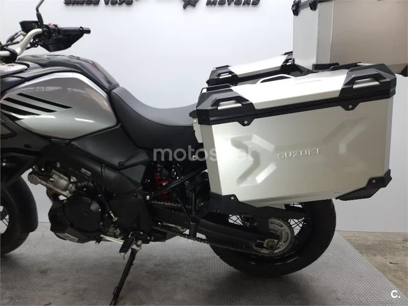 Suzuki V-Strom 1000 XT – Vista 19