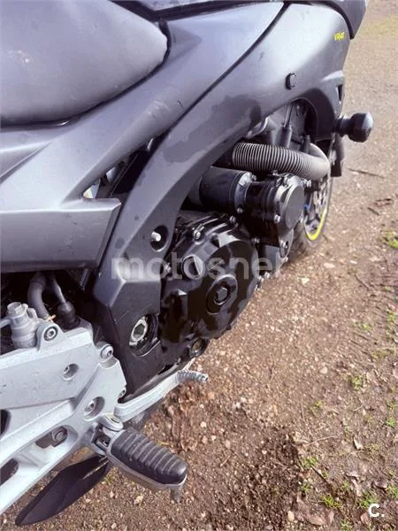 Suzuki GSR 600 – Vista 6