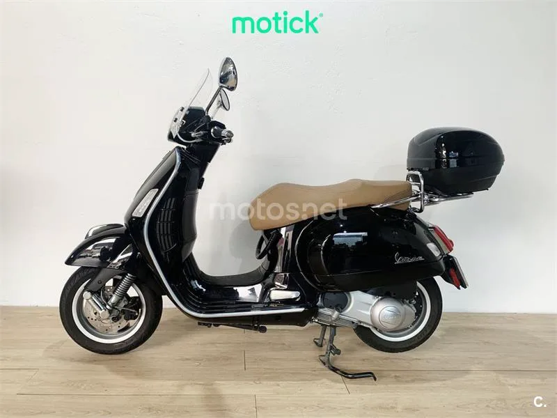 Vespa GTS 300 – Vista 6