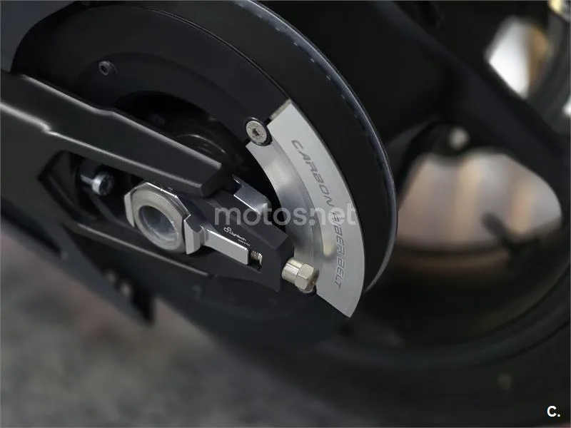 Yamaha TMAX 560 – Vista 21