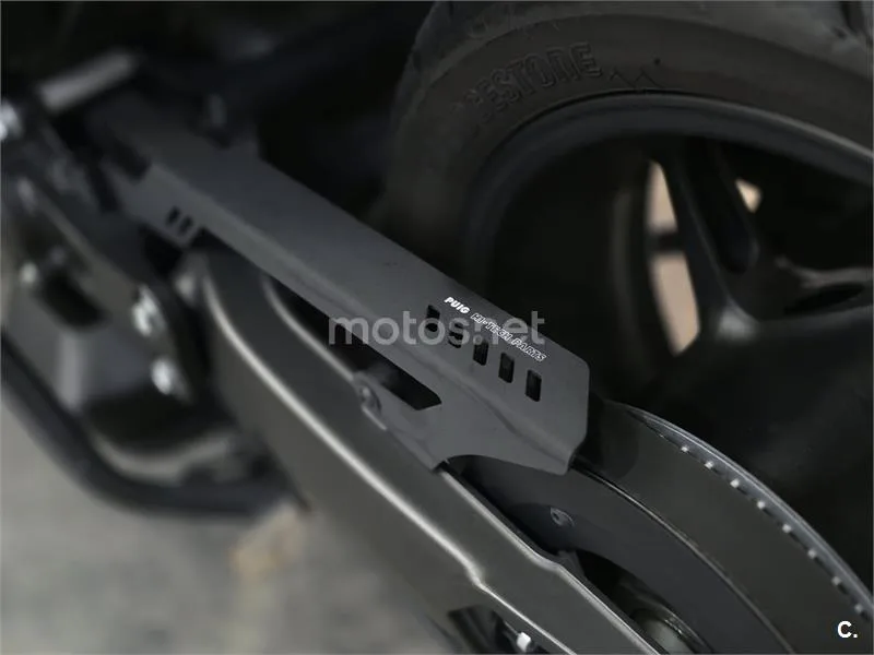 Yamaha TMAX 560 – Vista 22