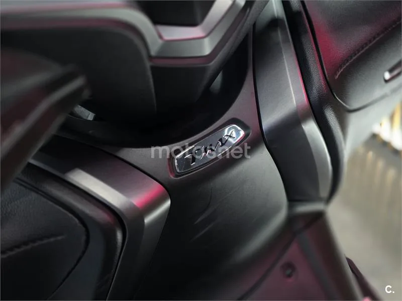 Yamaha TMAX 560 – Vista 28