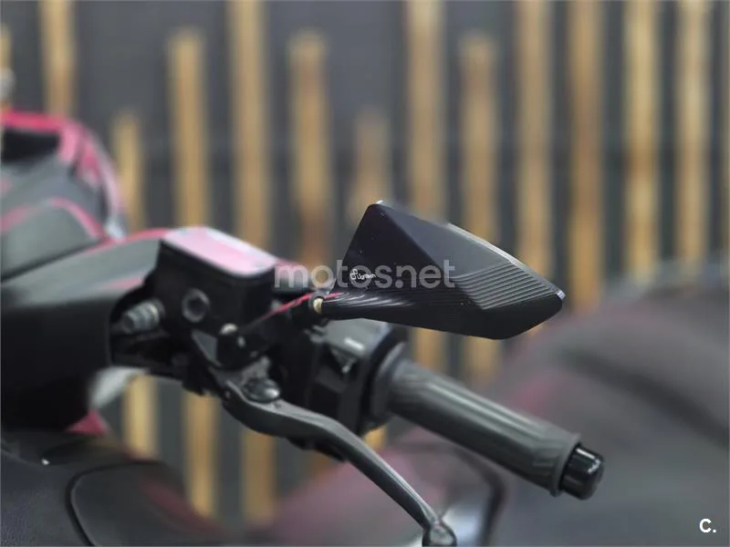 Yamaha TMAX 560 – Vista 29